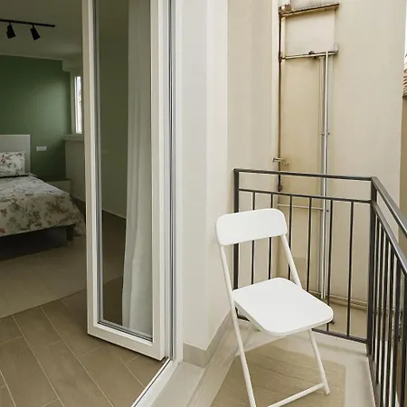 250 M Vom Entfernt Im Historischen Zentrum By Interhome