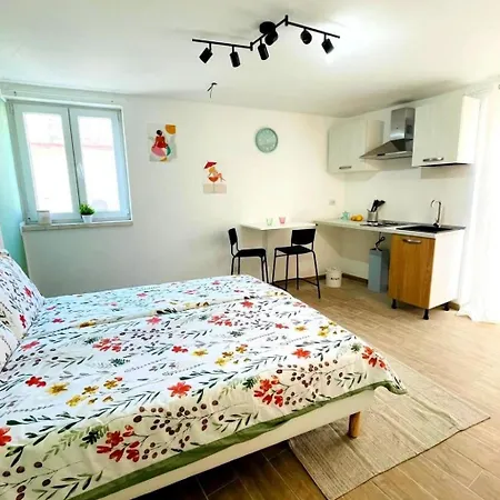 Appartamento 250 M Vom Entfernt Im Historischen Zentrum By Interhome