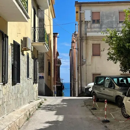 Appartamento 250 M Vom Entfernt Im Historischen Zentrum By Interhome Camerota
